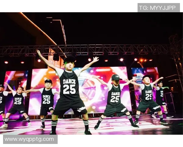 西安街舞队技术解析：舞动城市节奏与文化传承的完美结合