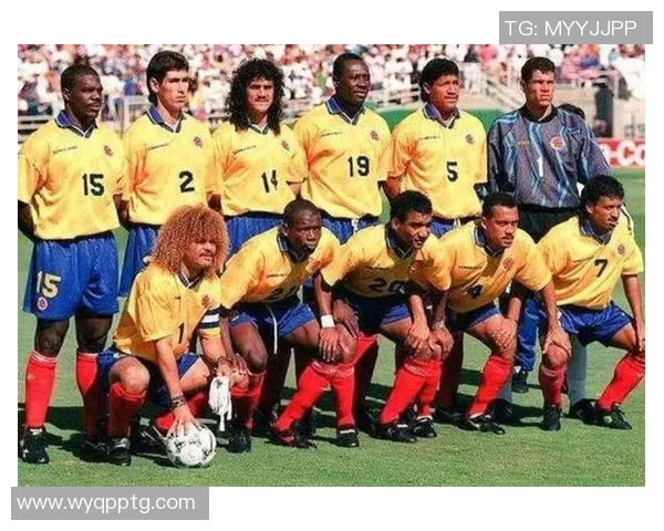 足球场上的意外事故足球运动员因摔倒而晕厥的背后故事与伤害分析